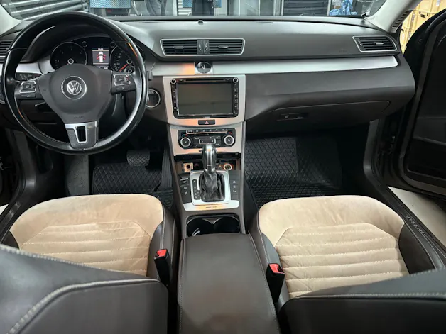 VW PASSAT