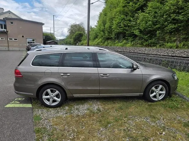 VW PASSAT