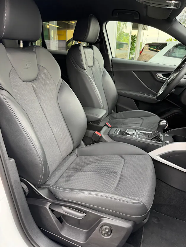 AUDI Q2 35 TFSI S line S-tronic