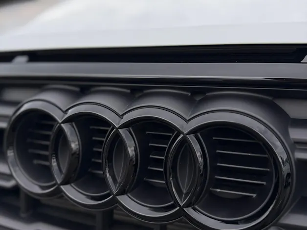 AUDI Q2 35 TFSI S line S-tronic