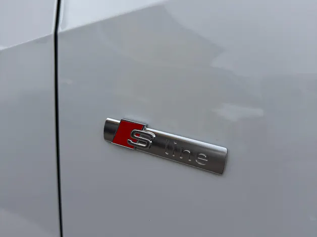 AUDI Q2 35 TFSI S line S-tronic