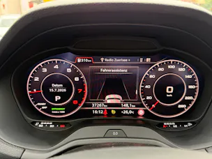 AUDI Q2 35 TFSI S line S-tronic