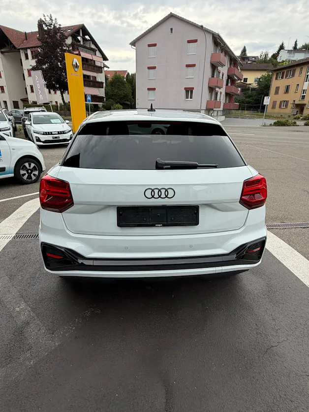 AUDI Q2 35 TFSI S line S-tronic