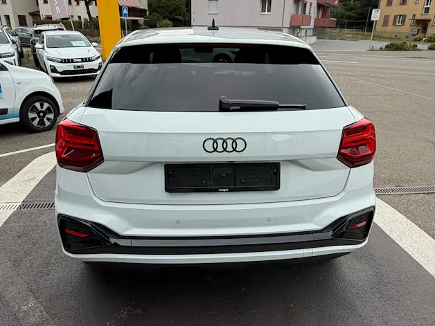 AUDI Q2 35 TFSI S line S-tronic