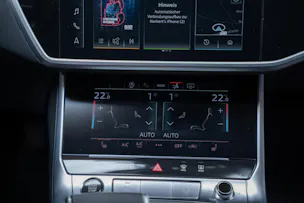 AUDI A7 Sportback 3.0 55 TFSI quattro S-Tronic / Rückfahrkamera / el.Sitze / Ambientebeleuchtung