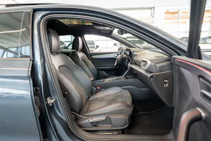 SEAT Leon 2.0 TSI FR DSG / Panorama-Glasdach / el.Sitze / Rückfahrkamera