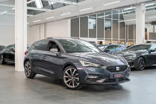 SEAT Leon 2.0 TSI FR DSG / Panorama-Glasdach / el.Sitze / Rückfahrkamera