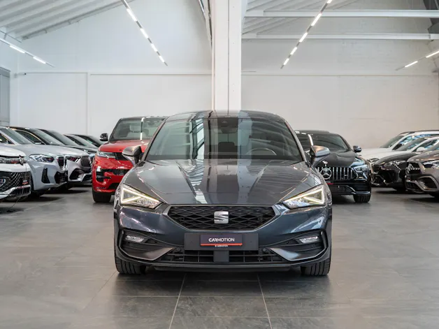 SEAT Leon 2.0 TSI FR DSG / Panorama-Glasdach / el.Sitze / Rückfahrkamera