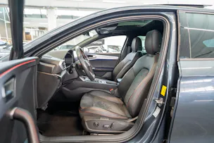 SEAT Leon 2.0 TSI FR DSG / Panorama-Glasdach / el.Sitze / Rückfahrkamera