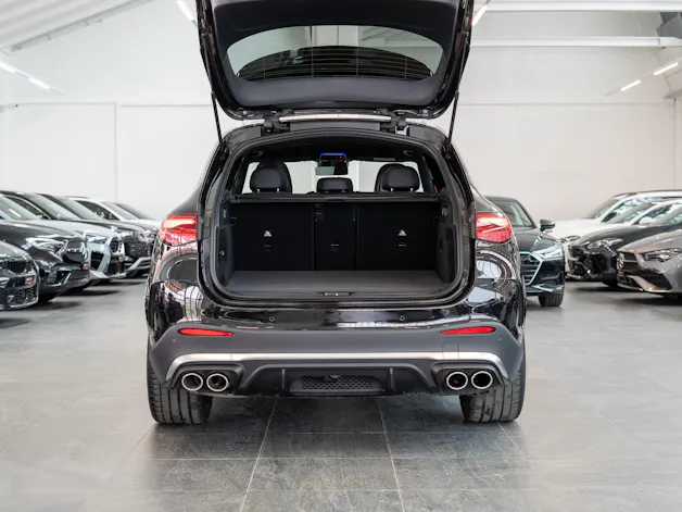 MERCEDES-BENZ GLC 43 AMG 4matic / Panorama / Performance Auspuff / 360°Kamera