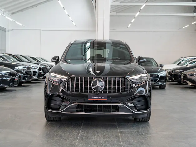 MERCEDES-BENZ GLC 43 AMG 4matic / Panorama / Performance Auspuff / 360°Kamera