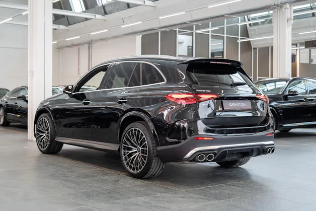 MERCEDES-BENZ GLC 43 AMG 4matic / Panorama / Performance Auspuff / 360°Kamera