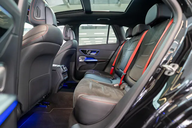 MERCEDES-BENZ GLC 43 AMG 4matic / Panorama / Performance Auspuff / 360°Kamera