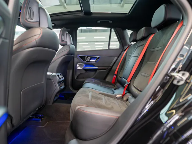 MERCEDES-BENZ GLC 43 AMG 4matic / Panorama / Performance Auspuff / 360°Kamera