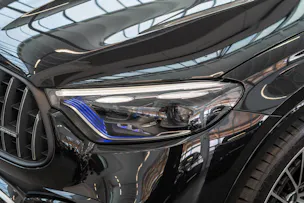 MERCEDES-BENZ GLC 43 AMG 4matic / Panorama / Performance Auspuff / 360°Kamera