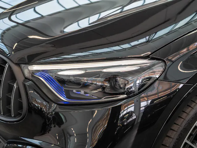 MERCEDES-BENZ GLC 43 AMG 4matic / Panorama / Performance Auspuff / 360°Kamera
