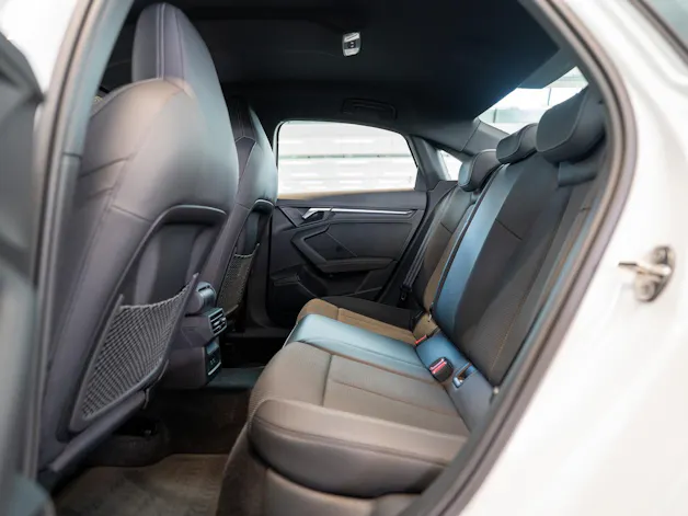 AUDI S3 Limousine 2.0 TFSI quattro S-Tronic / Sportsitze / Abstand-Tempomat / Virtual Cockpit