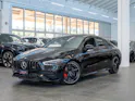 MERCEDES-BENZ CLA 35 AMG 4matic / Panorama-Schiebedach / Performance Auspuff /
