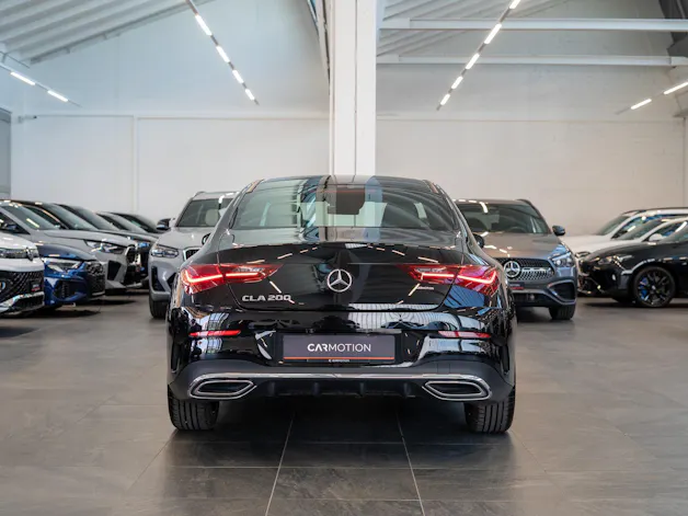 MERCEDES-BENZ CLA 200 AMG Line / Facelift / Rückfahrkamera / Ambientebeleuchtung