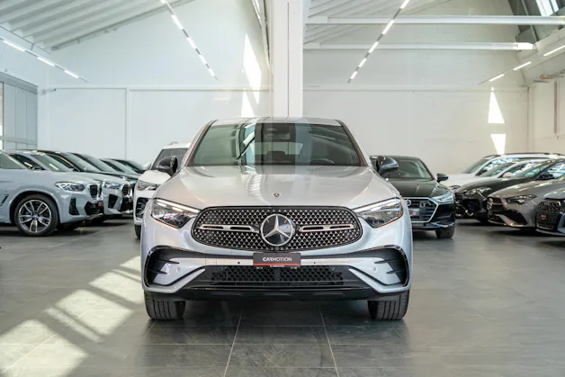 MERCEDES-BENZ GLC 200 AMG Line 4matic Coupé / Facelift / 360°Kamera / el.Sitze