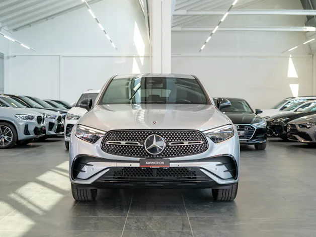 MERCEDES-BENZ GLC 200 AMG Line 4matic Coupé / Facelift / 360°Kamera / el.Sitze
