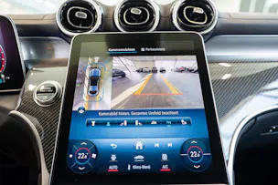 MERCEDES-BENZ GLC 200 AMG Line 4matic Coupé / Facelift / 360°Kamera / el.Sitze