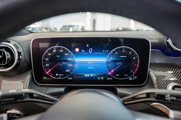 MERCEDES-BENZ GLC 200 AMG Line 4matic Coupé / Facelift / 360°Kamera / el.Sitze