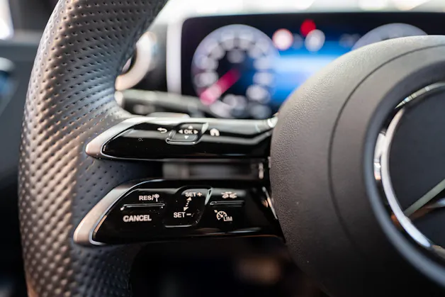 MERCEDES-BENZ GLC 200 AMG Line 4matic Coupé / Facelift / 360°Kamera / el.Sitze