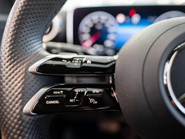 MERCEDES-BENZ GLC 200 AMG Line 4matic Coupé / Facelift / 360°Kamera / el.Sitze