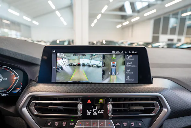 BMW X3 30i xDrive SAG M Sport / CH-Fahrzeug / 360° Kamera / Navi