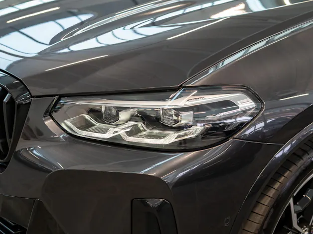 BMW X3 30i xDrive SAG M Sport / CH-Fahrzeug / 360° Kamera / Navi
