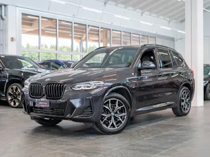 BMW X3 30i xDrive SAG M Sport / CH-Fahrzeug / 360° Kamera / Navi