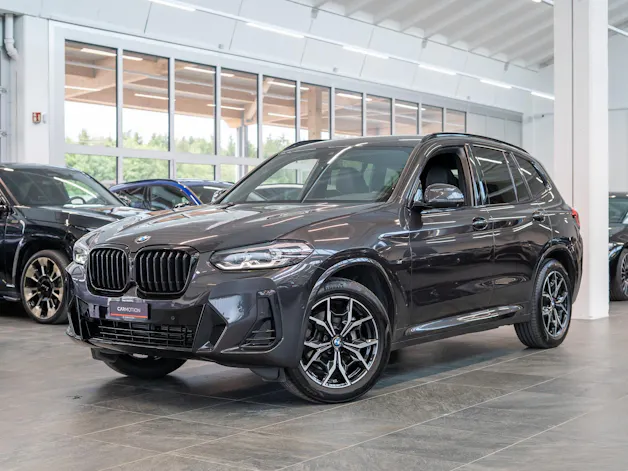 BMW X3 30i xDrive SAG M Sport / CH-Fahrzeug / 360° Kamera / Navi