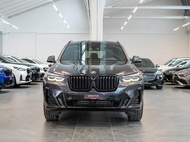 BMW X3 30i xDrive SAG M Sport / CH-Fahrzeug / 360° Kamera / Navi