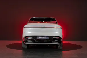 ZEEKR 7X 100kWh Privilege AWD / Comfort & Cockpit Paket / Panorama-Schiebedach / Massage-Sitze