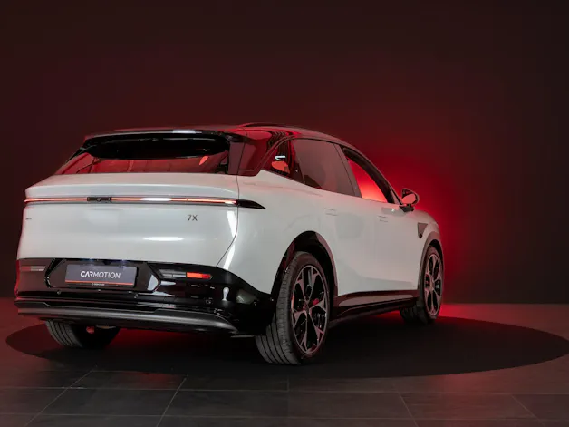 ZEEKR 7X 100kWh Privilege AWD / Comfort & Cockpit Paket / Panorama-Schiebedach / Massage-Sitze