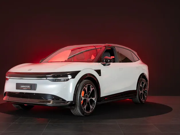 ZEEKR 7X 100kWh Privilege AWD / Comfort & Cockpit Paket / Panorama-Schiebedach / Massage-Sitze