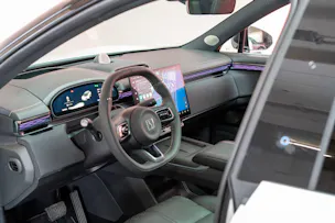 ZEEKR 7X 100kWh Privilege AWD / Comfort & Cockpit Paket / Panorama-Schiebedach / Massage-Sitze