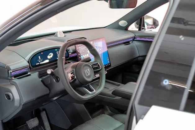 ZEEKR 7X 100kWh Privilege AWD / Comfort & Cockpit Paket / Panorama-Schiebedach / Massage-Sitze
