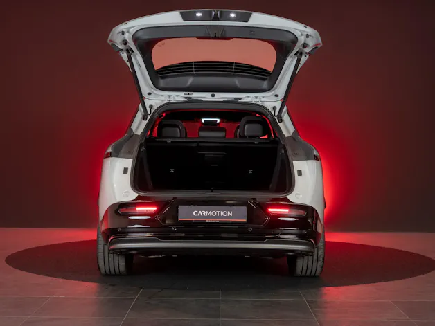 ZEEKR 7X 100kWh Privilege AWD / Comfort & Cockpit Paket / Panorama-Schiebedach / Massage-Sitze