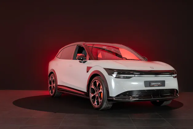 ZEEKR 7X 100kWh Privilege AWD / Comfort & Cockpit Paket / Panorama-Schiebedach / Massage-Sitze