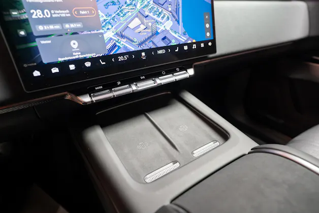 ZEEKR 7X 100kWh Privilege AWD / Comfort & Cockpit Paket / Panorama-Schiebedach / Massage-Sitze