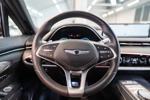 Genesis GV70 2.5T Sport / Panorama-Glasdach / Massagesitz / 360°Kamera