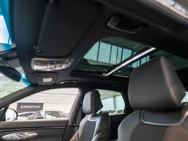 Genesis GV70 2.5T Sport / Panorama-Glasdach / Massagesitz / 360°Kamera