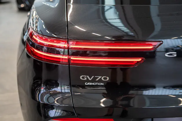 Genesis GV70 2.5T Sport / Panorama-Glasdach / Massagesitz / 360°Kamera
