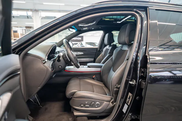 Genesis GV70 2.5T Sport / Panorama-Glasdach / Massagesitz / 360°Kamera