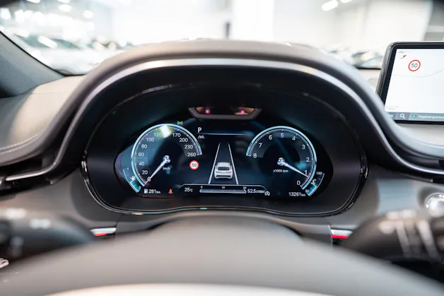 Genesis GV70 2.5T Sport / Panorama-Glasdach / Massagesitz / 360°Kamera