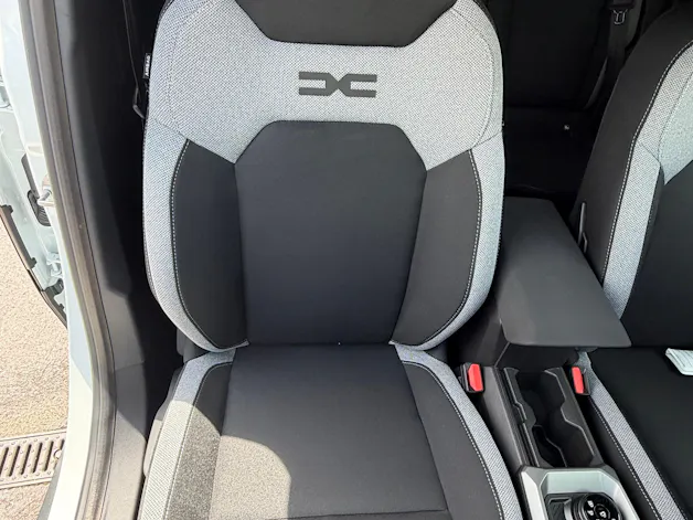 DACIA Duster TCe Hybrid 150 48V Journey 4x4