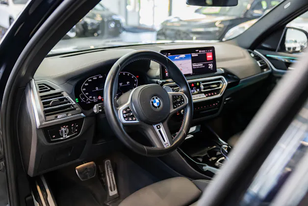 BMW X3 M40i M Sport Pro / Head-Up Display / Harman Kardon / El. Sitze