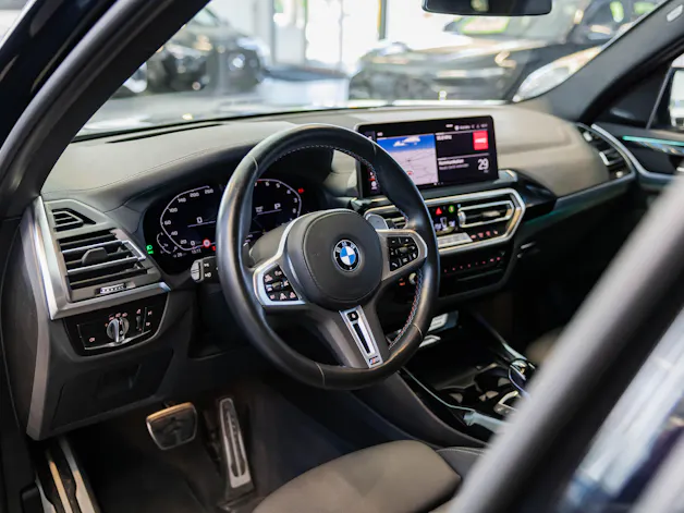 BMW X3 M40i M Sport Pro / Head-Up Display / Harman Kardon / El. Sitze